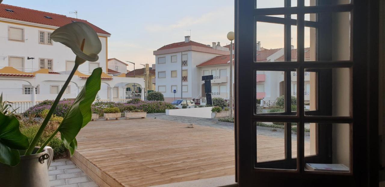Boa Onda Guesthouse Atouguia Da Baleia Kültér fotó